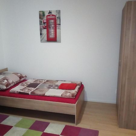 Apartman Stefanikova Zlin Exterior photo